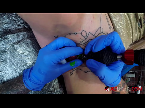 ❤️ Sully Savage, moi tatuada, tatuouse no clítoris ❤❌ Vídeo de sexo en % gl.drpornofilme.ru % ❌️❤